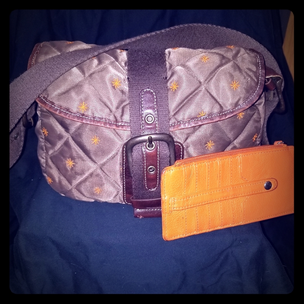 Eddie Bauer purse w/ matching card holder